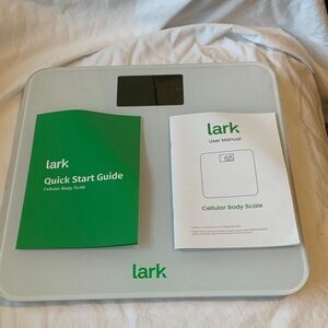 Lark Cellular Body Scale in White